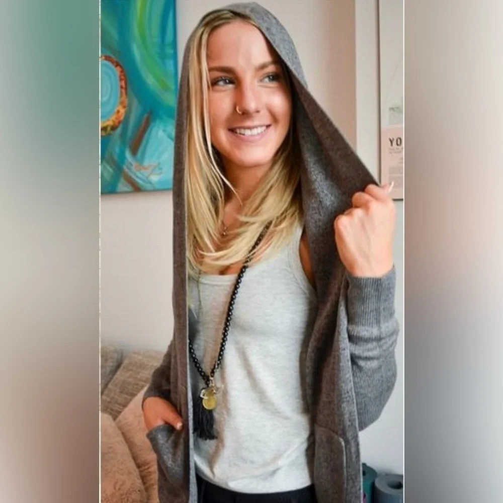 Lululemon Gray Cabin Yogi Wrap Heathered Medium Grey Hooded Cardigan Sweater
